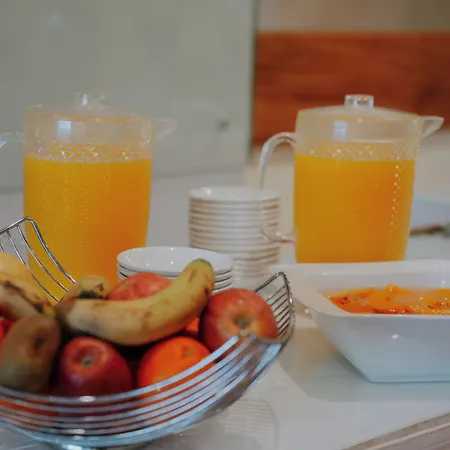 Camoes Отель Понта-Делгада