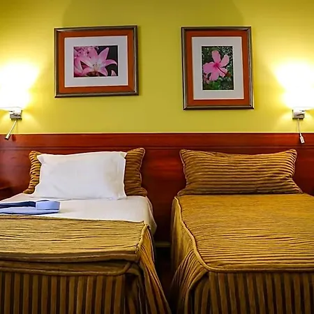 Hotel Camoes Ponta Delgada