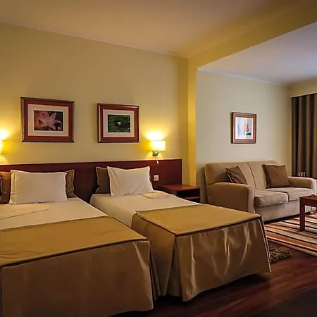 Hotel Camoes 4*