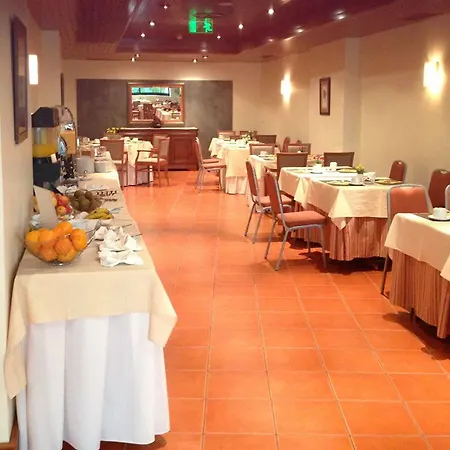 Hotel Camoes 4*