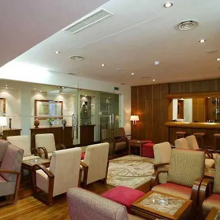 Hotel Camoes 4*