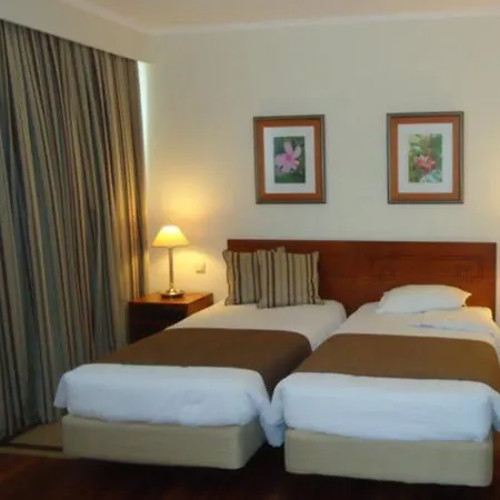 Camoes Ponta Delgada