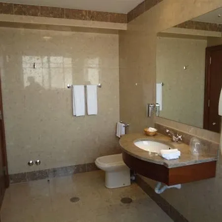 Hotel Camoes 4*