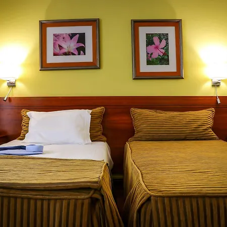 Camoes Hotel 4*