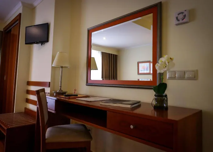 Hotel Camoes Ponta Delgada